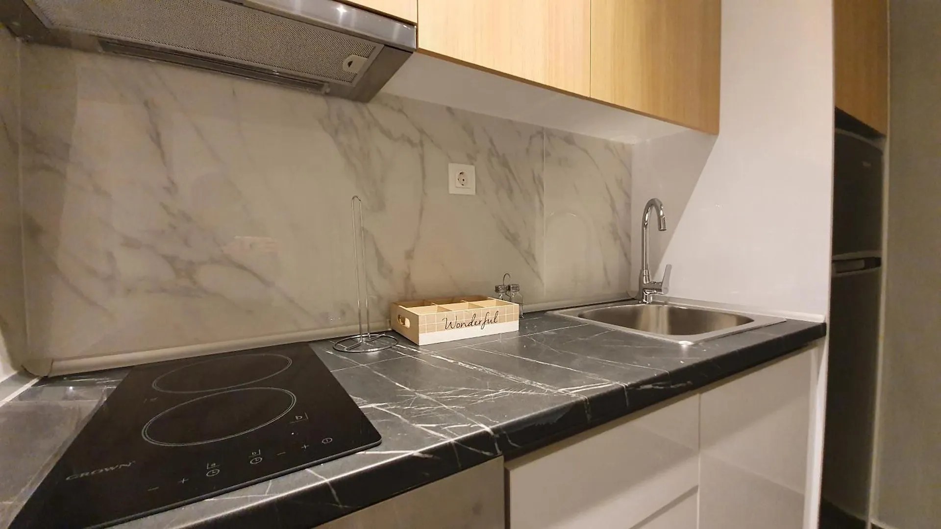 Palama Vibes A Pet Friendly Stay By Proliving Thessaloniki 0*,  Greece